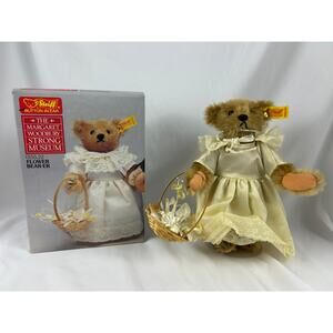 Steiff Flower Bearer 0155 22 Strong Museum Bear w Box Vintage Mohair